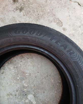 4 gomme nuove