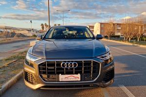Audi Q8 45 TDI quattro tiptronic Sport