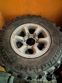 Cerchi e gomme Mitsubishi Pajero