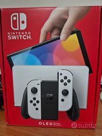 NINTENDO SWITCH OLED + MARIO KART 8 DELUXE 