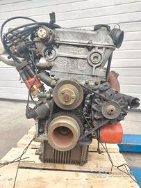 Motore Alfa Romeo 75 1.6 benzina del 1991 AR61101