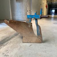 Aratro motocoltivatore