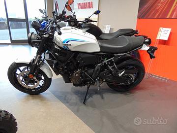 Yamaha XSR 700 nuova bianca cv 74 kg 188