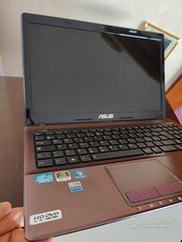 ASUS X53S portatile 15,6" Core i3, 4GB, 320GB