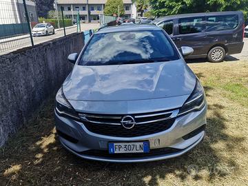Opel astra 1.6 cdti TENDICATENA ROTTO