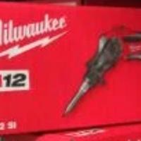 Milwaukee Saldatore M12 SI