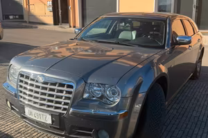Chrysler 300C  crd station wagon