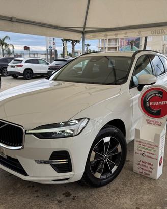 VOLVO XC60 B4 AWD MILD HYBRID MOMENTUM - 2021