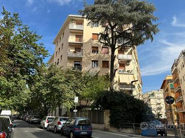 4 LOCALI A ROMA