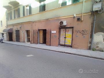 Magazzeno libero a pochi metri da via Roma