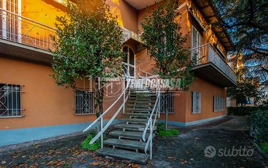 Villa indipendente con possibilità di bifamiliare