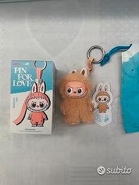 Popmart Labubu Pin for Love - Lettera S