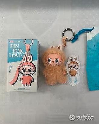 Popmart Labubu Pin for Love - Lettera S