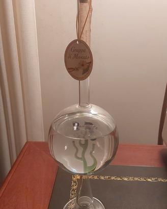 Bottiglia di grappa da collezione