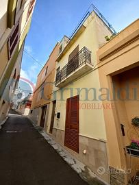 Casa Indipendente Parabita [49viconovaraVRG]