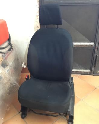 Sedile Lato Guida Yaris II Serie