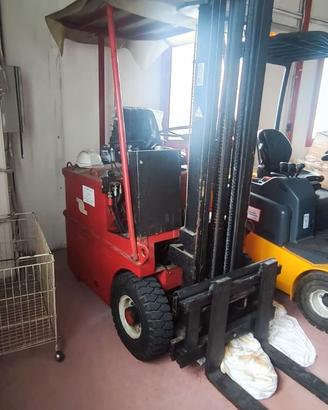 CARRELLO ELEVATORE ELETTRICO ROBUSTUS USATO