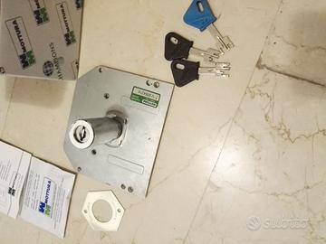 Cilindro Mottura con 3 chiavi.