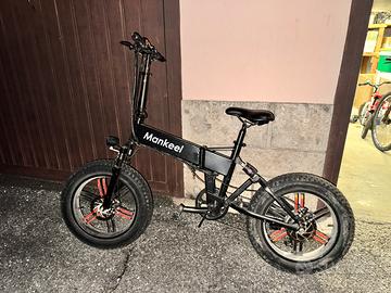 Bici Elettrica *CAMBIARE BATTERIA*