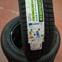 Treno pneumatici 4 stagioni 215/60 R17 nuove