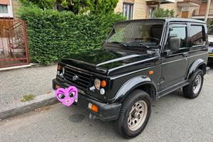 Suzuki Samurai Sj500