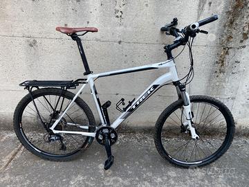 MTB Marca TREK Modello 4500 come nuova