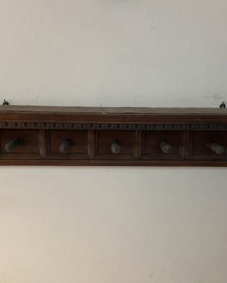Appendiabiti in legno