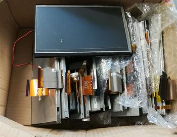 LOTTO DI SCHERMI LCD DA TESTARE