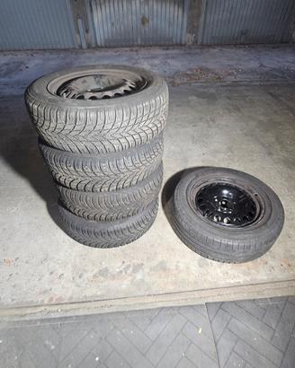 Pneumatici invernali 205/60 r16 92h