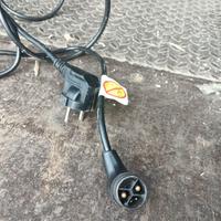 carica batteria per trespallet elettrico 