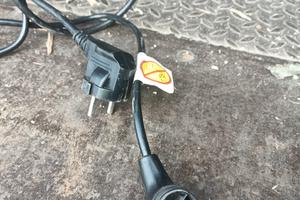 carica batteria per trespallet elettrico 