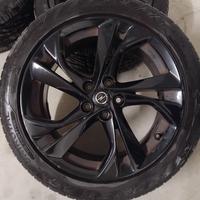 OPEL ruote R17 uniroyal estive nuove
