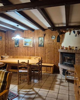 Taverna in stile tenuta molto bene