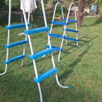 scaletta per piscina 