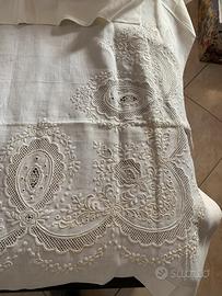 Lenzuola matrimoniale con federe