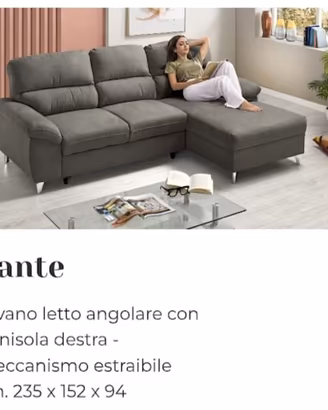 Divano praticamente nuovo