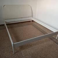 Struttura letto matrimoniale Ikea