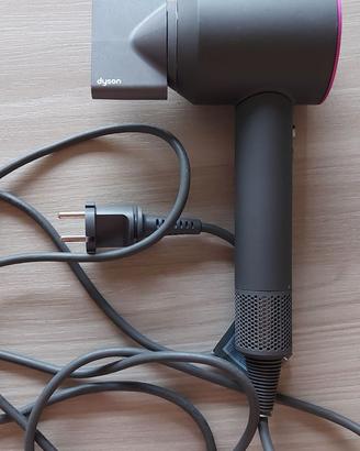 Phon/Asciugacapelli Dyson