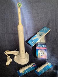 Spazzolino denti elettrico ORAL B pro Braun