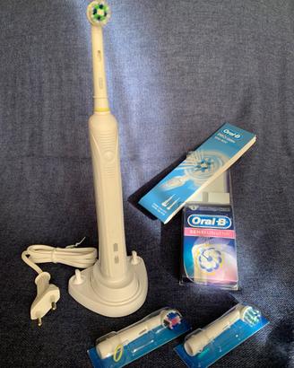 Spazzolino denti elettrico ORAL B pro Braun
