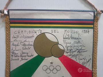 Gagliardetto Autografato - Bocce 1987 mondiale