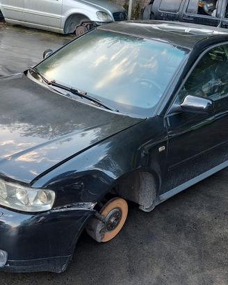 AUDI S3 2001 SOLO PER RICAMBI