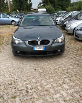 BMW serie 525 e60