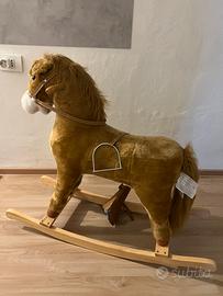 Cavallo a dondolo