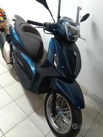 Piaggio Beverly 400 - 2023