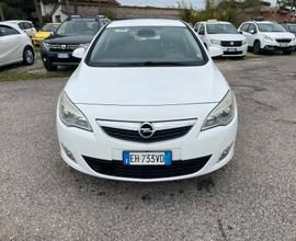 Opel Astra 1.4 Turbo 140CV GPL 5 porte Cosmo