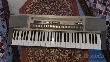 tastiera musicale  elettronica 