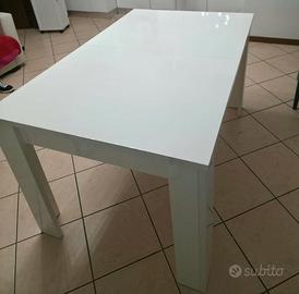 Tavolo