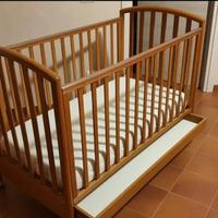 Lettino Pali con cassetto e materasso 