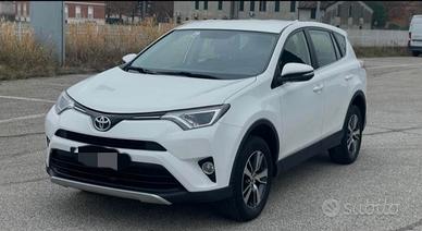 TOYOTA RAV 4 2017